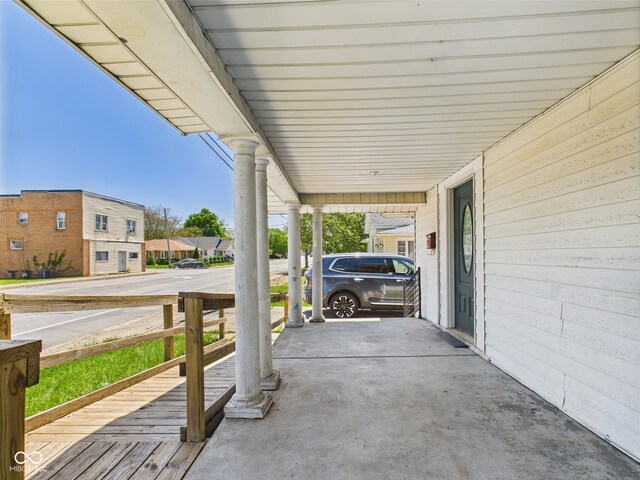 3631 Columbus Ave, Anderson, IN 46013 - view of patio / terrace with a porch