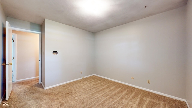 8630 E Mcgregor Rd, Indianapolis, IN 46259 - unfurnished room with light carpet and baseboards