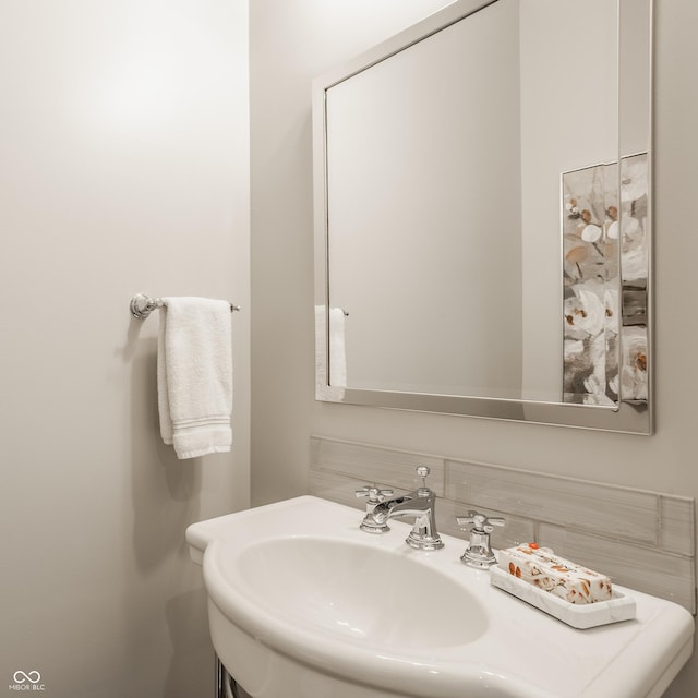 6734 W Stonegate Dr, Zionsville, IN 46077 - bathroom featuring a sink