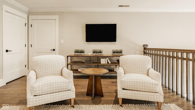 6734 W Stonegate Dr, Zionsville, IN 46077 - sitting room featuring wood finished floors