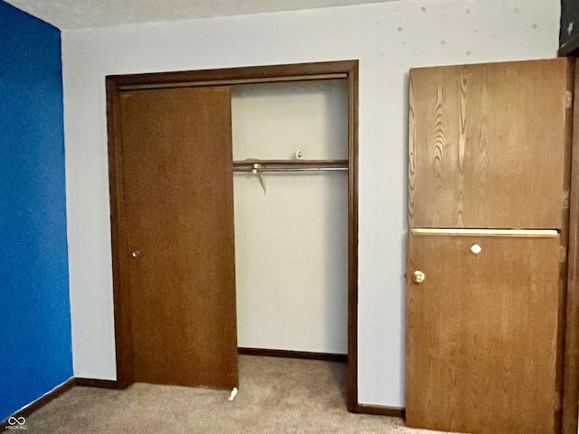 124 Brookside Dr, Hope, IN 47246 - view of closet