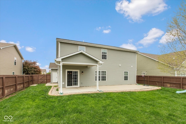 695 Bobtail Dr, Greenfield, IN 46140 - rear view of property with a patio