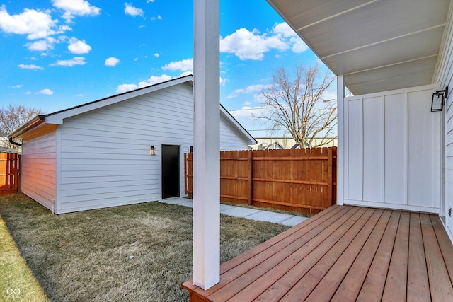 deck featuring fence