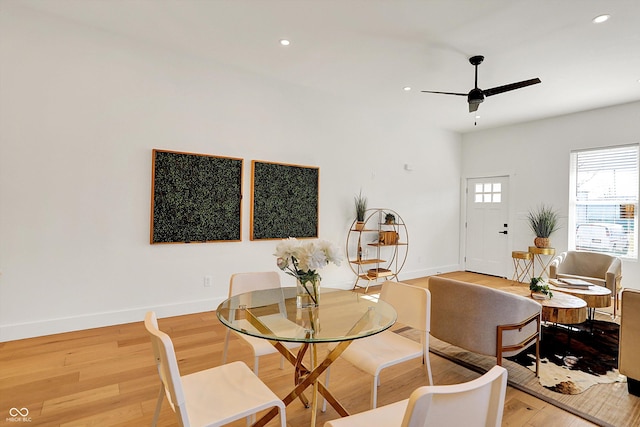 living room featuring recessed lighting, light wood finished floors, baseboards, and ceiling fan