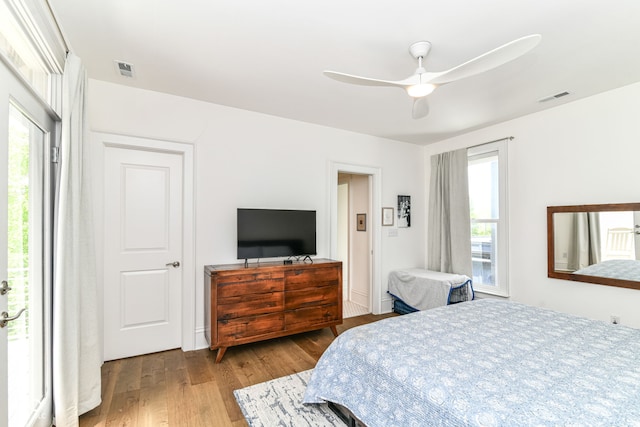 1630 N New Jersey St, Indianapolis, IN 46202 - bedroom with wood finished floors and ceiling fan