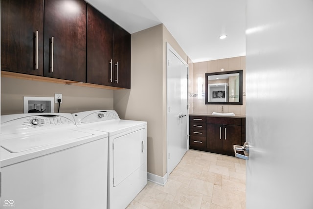 7753 Ivy Dr, Nineveh, IN 46164 - washroom featuring cabinet space, washing machine and dryer, baseboards, and recessed lighting