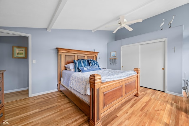 7753 Ivy Dr, Nineveh, IN 46164 - bedroom with light wood-style floors, a closet, baseboards, and ceiling fan