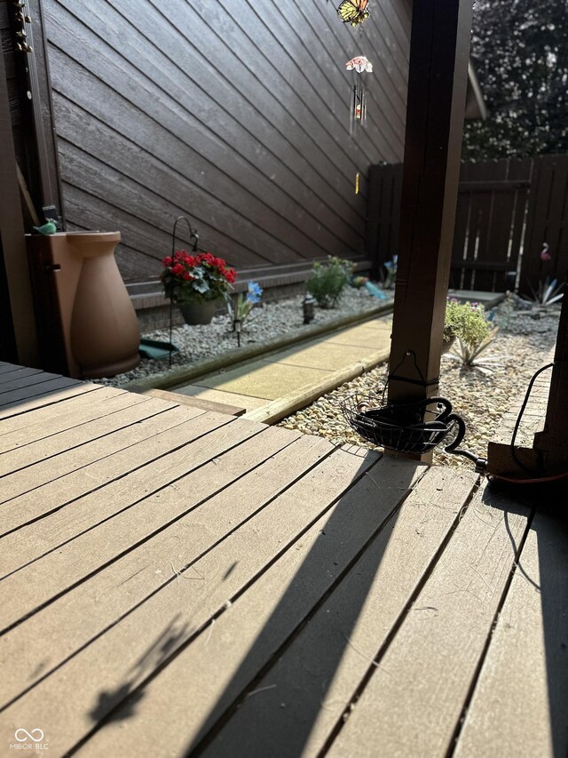 209 Brighton Ct, Greenwood, IN 46143 - view of patio