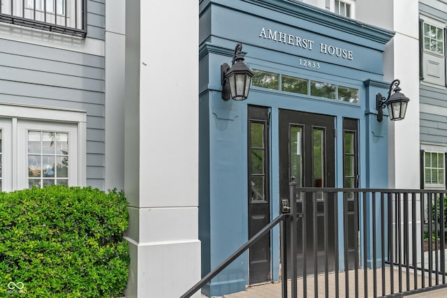 view of property entrance