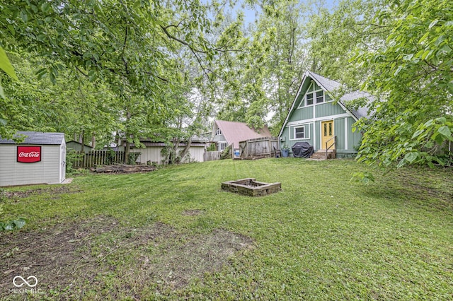 809 Iron Bridge Rd, Cicero, IN 46034 - view of yard with a fire pit
