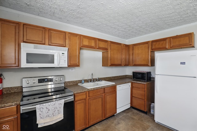 633 Park Dr, Greenwood, IN 46143 - photo 8
