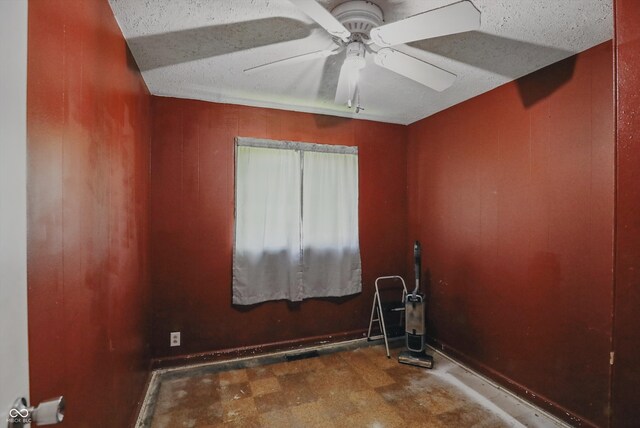 633 Park Dr, Greenwood, IN 46143 - photo 19