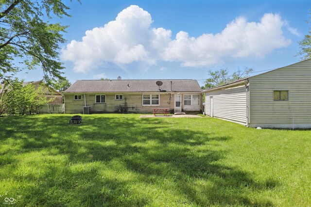 633 Park Dr, Greenwood, IN 46143 - photo 23