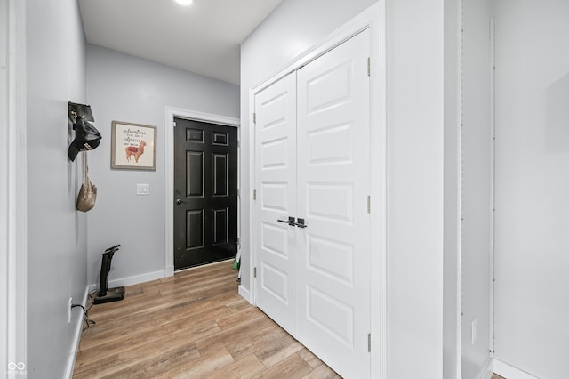 141 W 10th St, Seymour, IN 47274 - entrance foyer featuring light wood-style floors and baseboards