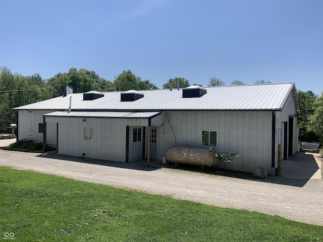 3345 W Strawberry Rd, Montezuma, IN 47862 - photo 1