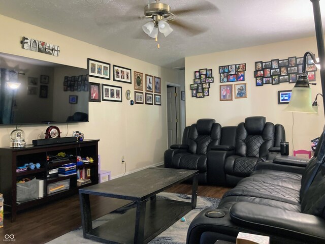 8410 Woodlawn Dr, Martinsville, IN 46151 - photo 2