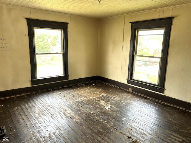 205 N Sheffield Ave, Indianapolis, IN 46222 - empty room with wood-type flooring