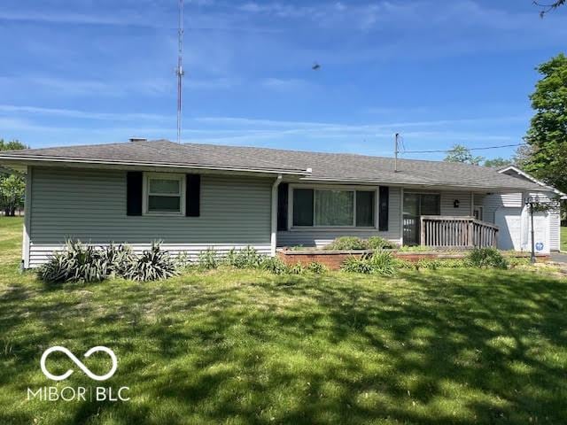 1670 Old Waynetown Rd, Crawfordsville, IN 47933 - ranch-style house featuring a front lawn
