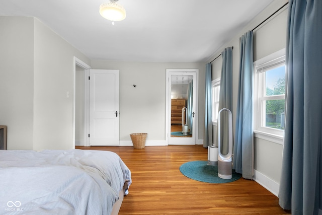 2336 Sycamore St, Columbus, IN 47201 - bedroom featuring wood finished floors and baseboards