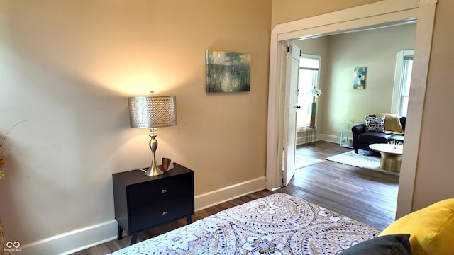 1148 N Pershing Ave, Indianapolis, IN 46222 - bedroom featuring wood finished floors and baseboards