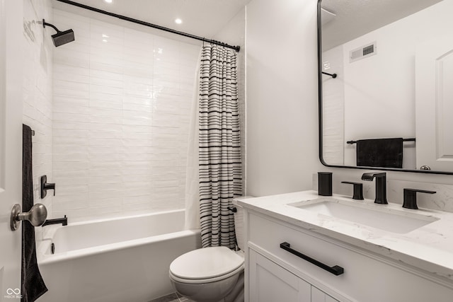 bathroom with shower / bathtub combination with curtain, toilet, vanity, and recessed lighting