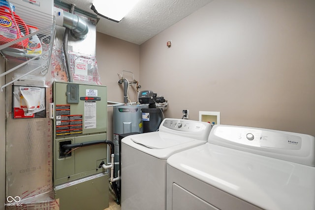 204 Oakview Dr, Mooresville, IN 46158 - laundry area with washer and dryer, water heater, and heating unit