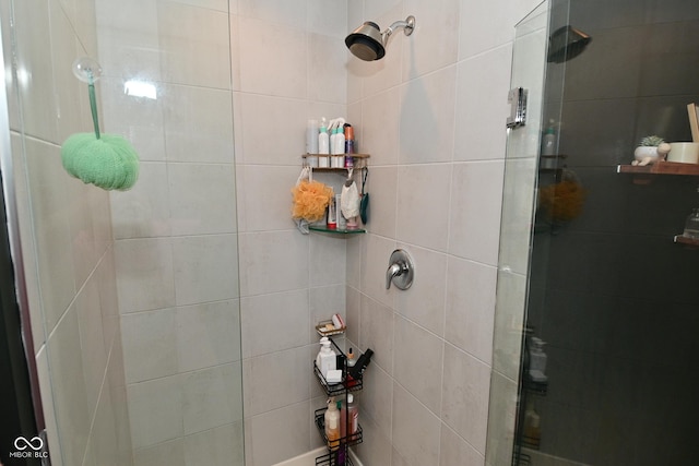3110 W New York St, Indianapolis, IN 46222 - bathroom with a tile shower