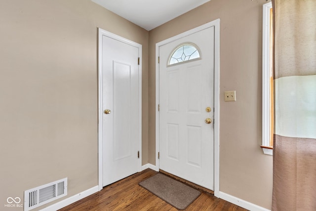 518 N Carr Rd, Plainfield, IN 46168 - entrance foyer with baseboards and wood finished floors