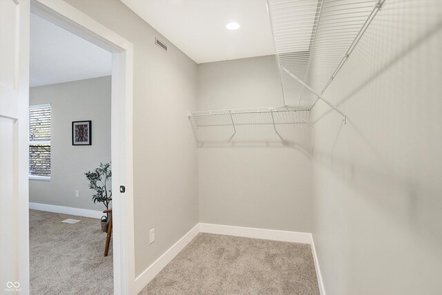 1429 Deloss St, Indianapolis, IN 46201 - spacious closet featuring carpet