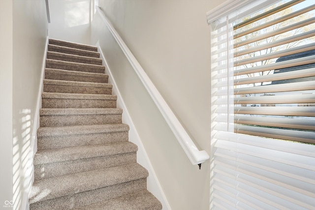 1429 Deloss St, Indianapolis, IN 46201 - view of stairway
