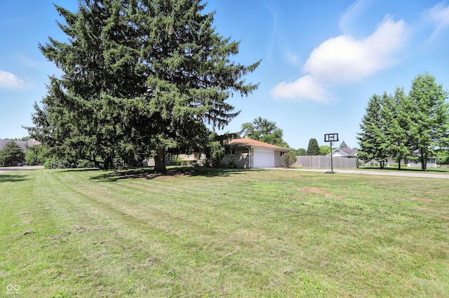 3056 Meeting House Ln, Indianapolis, IN 46222 - photo 2
