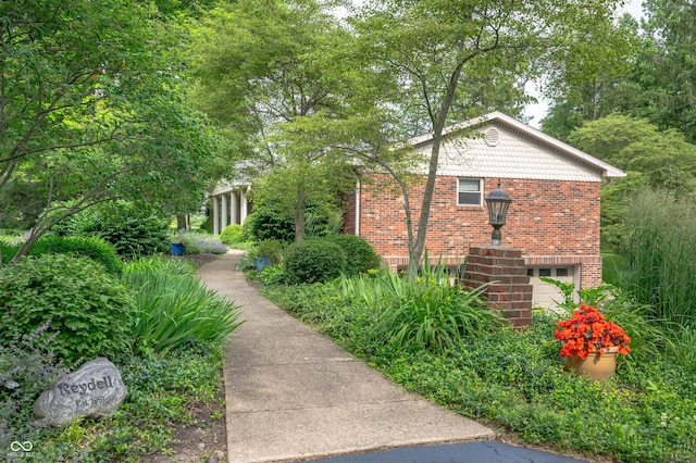 17216 W Hunnicut Rd, Cambridge City, IN 47327 - view of side of property with brick siding