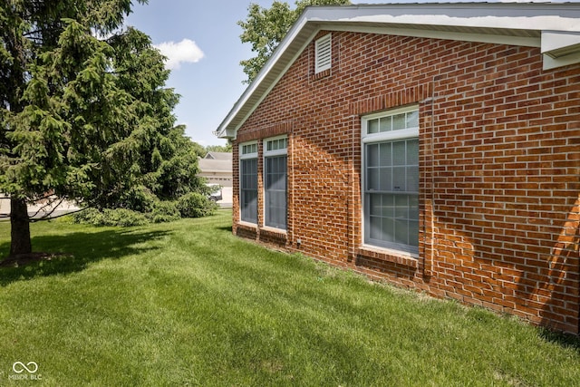 8133 Hazen Way, Indianapolis, IN 46216 - view of grassy yard
