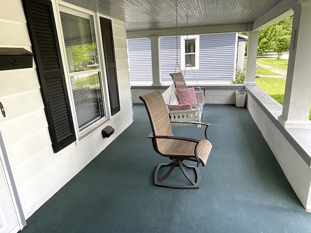 357 S Main St, Spencer, IN 47460 - view of sunroom / solarium