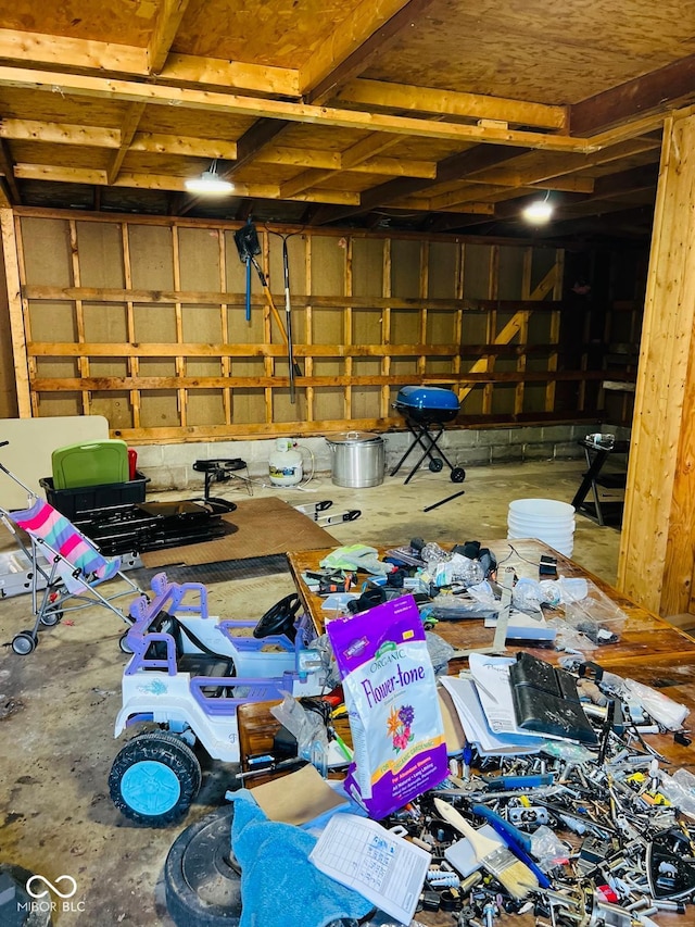 4850 E University Ave, Indianapolis, IN 46201 - view of garage