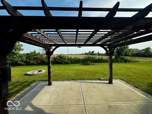 2780 Cormorant Dr, Greenwood, IN 46143 - surrounding community with an outdoor fire pit, a pergola, a patio, and a yard