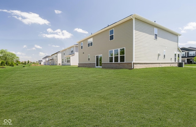 3256 Fawn Cir, Brownsburg, IN 46112 - back of house featuring a yard