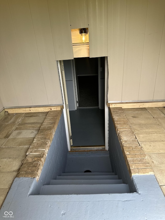 8417 S Sherman Dr, Indianapolis, IN 46237 - view of staircase