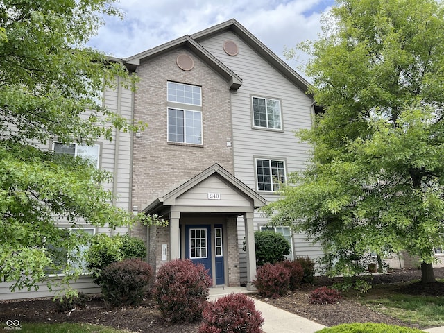 240 Legends Creek Pl Apt 310, Indianapolis, IN 46229 - photo 1