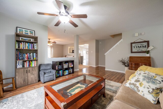 5522 Grassy Bank Dr, Indianapolis, IN 46237 - photo 22