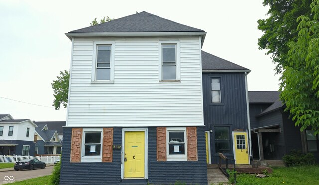 1802 Woodlawn Ave, Indianapolis, IN 46203 - photo 2