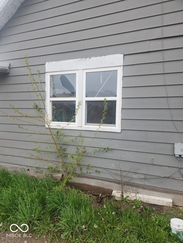 view of side of property