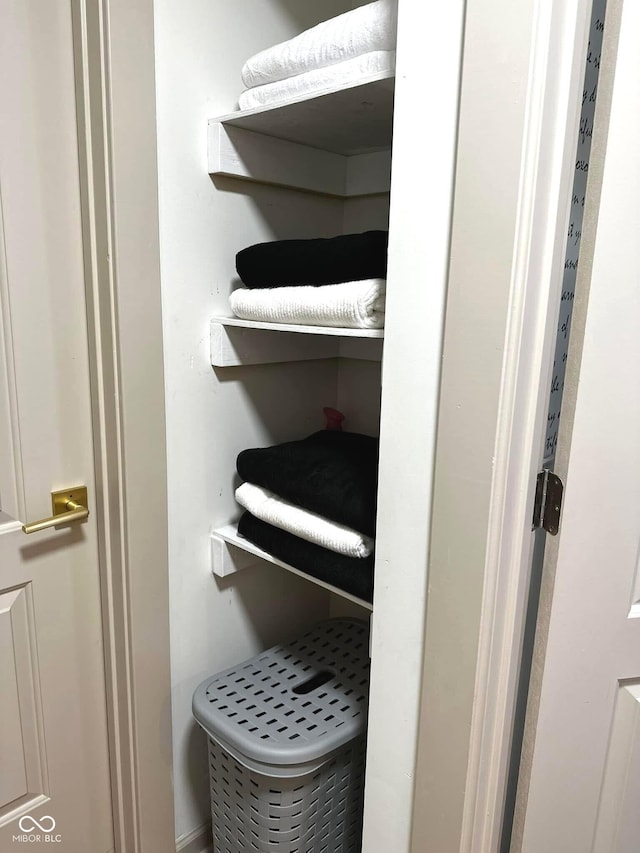 426 St Paul St, Indianapolis, IN 46201 - view of closet