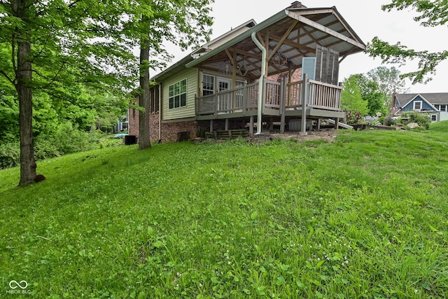 6567 Kings Ct, Avon, IN 46123 - back of property with a deck and a yard
