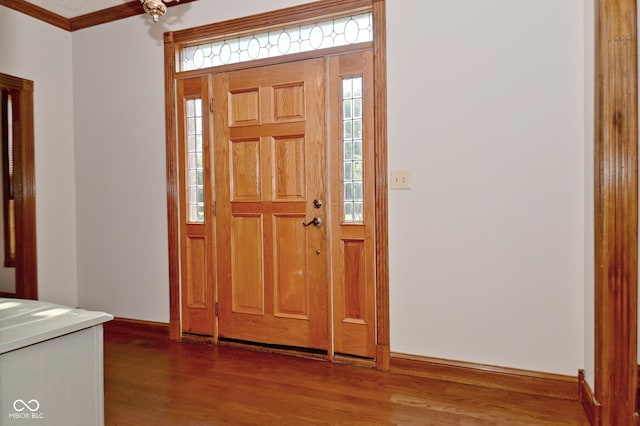 6567 Kings Ct, Avon, IN 46123 - entrance foyer with wood finished floors and crown molding