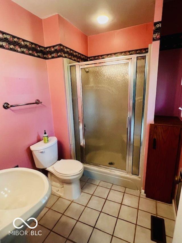 5141 Derome Dr, Fort Wayne, IN 46835 - full bath featuring tile patterned flooring, a shower stall, and toilet