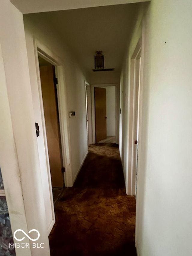 5141 Derome Dr, Fort Wayne, IN 46835 - view of hallway