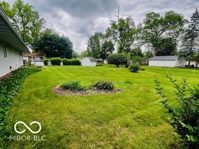 5141 Derome Dr, Fort Wayne, IN 46835 - view of grassy yard