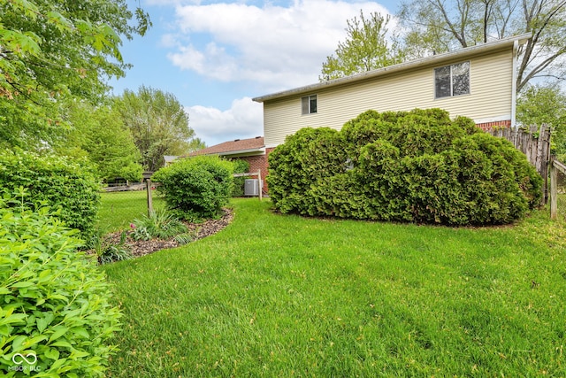 3325 Broadview Ct, Indianapolis, IN 46227 - view of yard