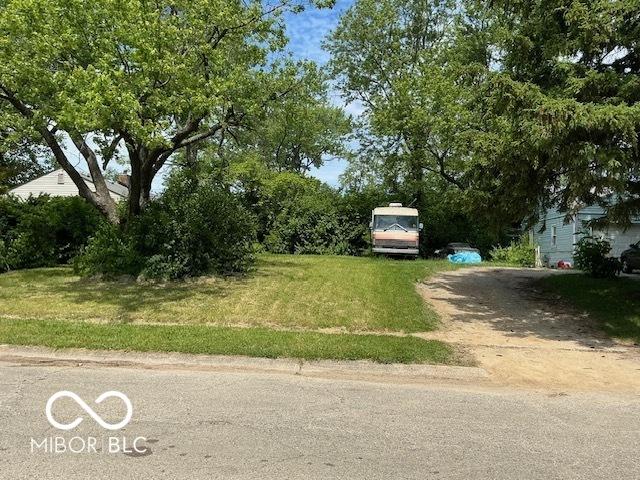 6180 Nimitz Dr, Indianapolis, IN 46219